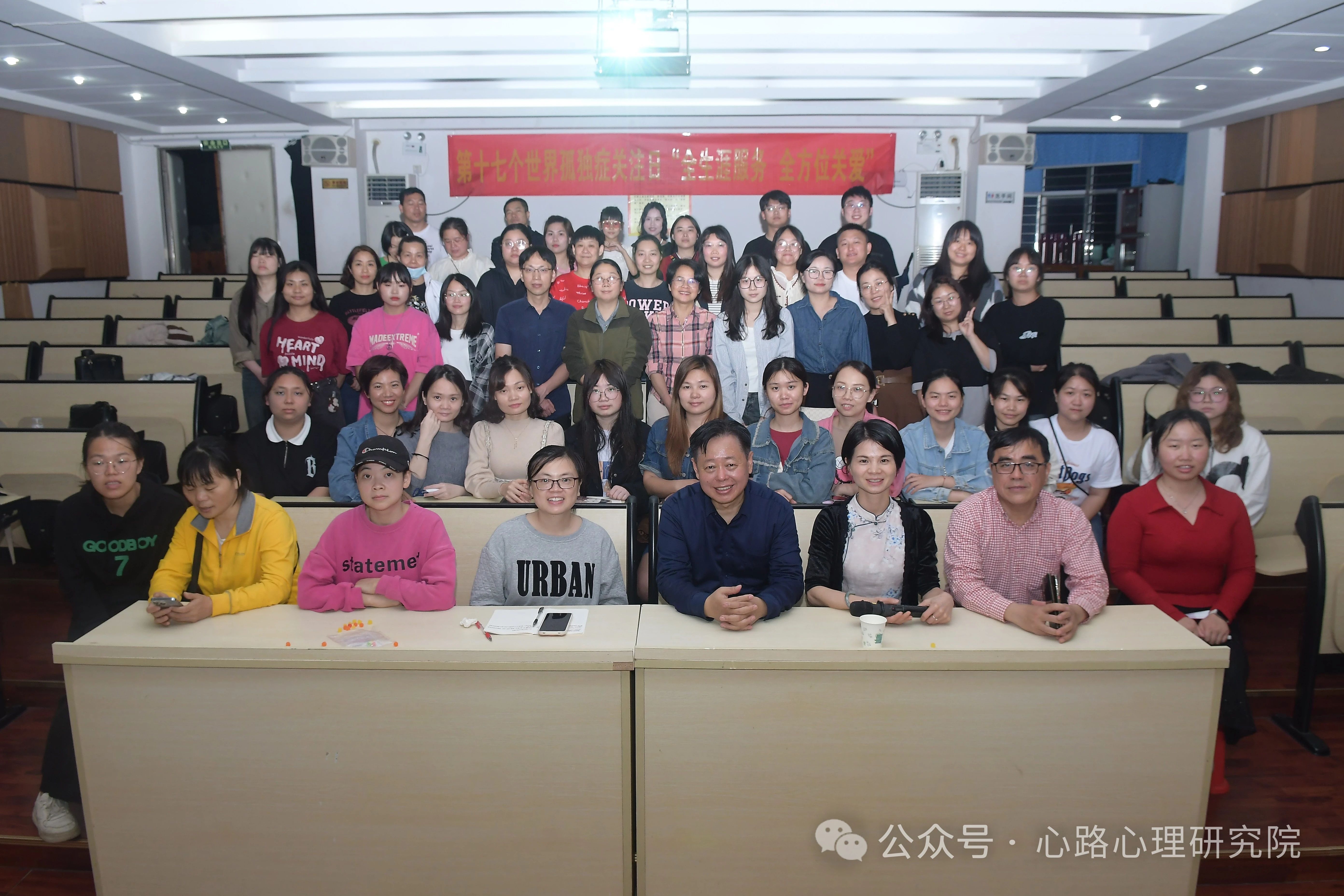 8c0e486bcbe306a0211d40fa9c3be89f.jpg