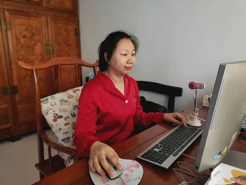 江伟英
