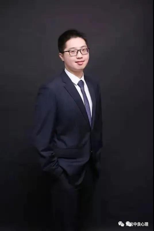 肖俊